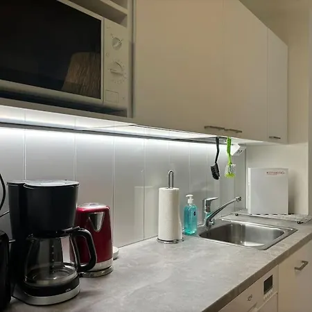 Kotimaailma - Tilava Kolmio Tikkurilassa Daire *