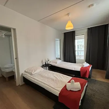 Kotimaailma - Tilava Kolmio Tikkurilassa Daire Vantaa