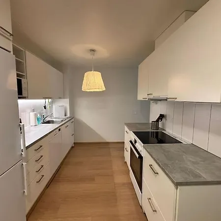 Kotimaailma - Tilava Kolmio Tikkurilassa * Vantaa