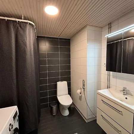 Kotimaailma - Tilava Kolmio Tikkurilassa Appartamento Vantaa