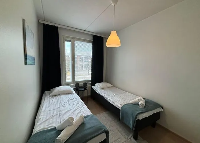 Kotimaailma - Tilava Kolmio Tikkurilassa فانتا