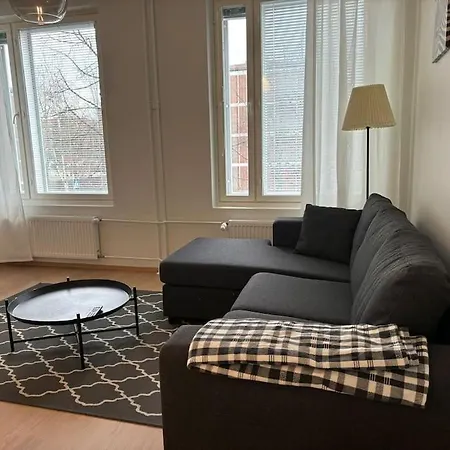 Apartment Kotimaailma - Tilava Kolmio Tikkurilassa